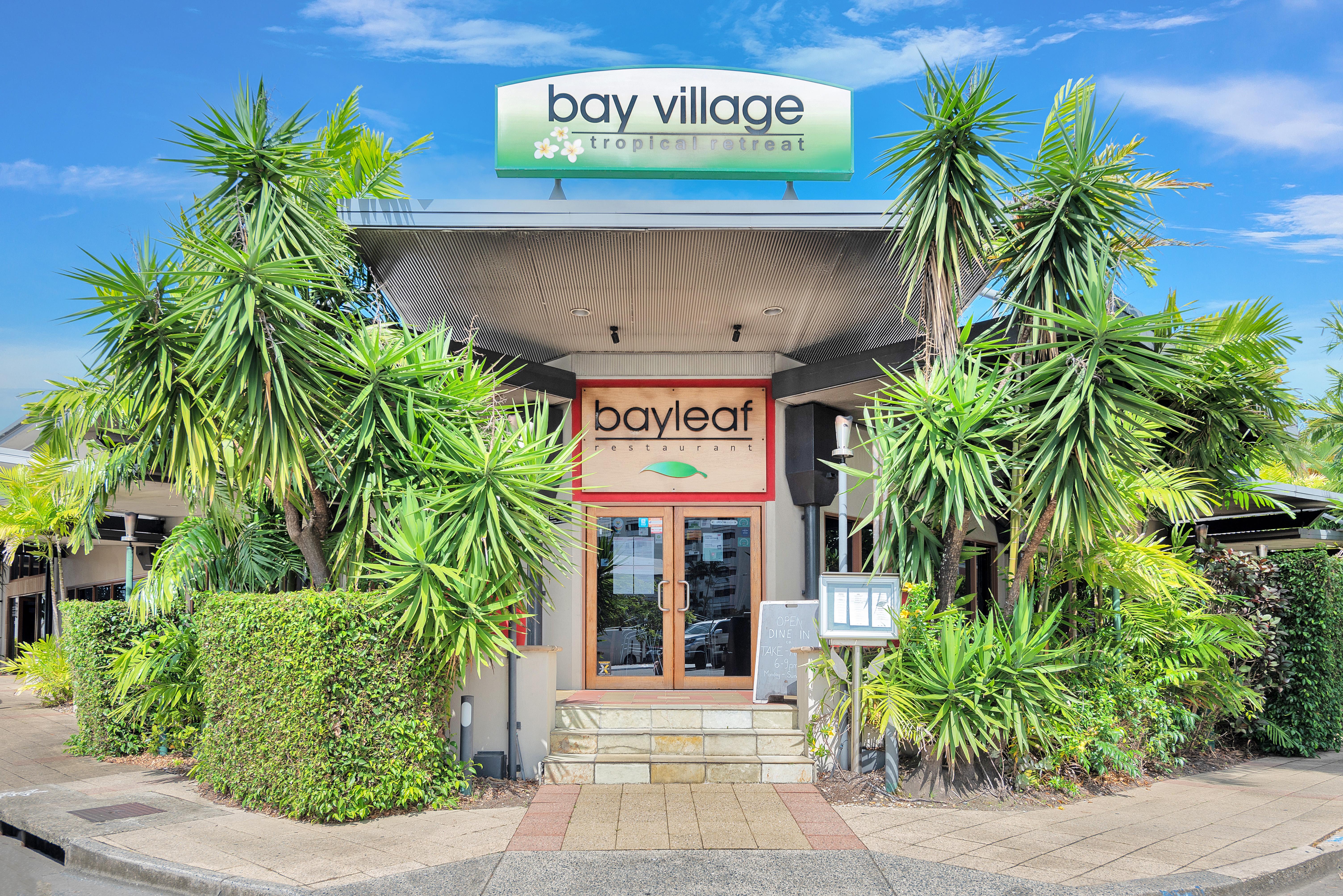 Bay Village Tropical Retreat & Apartments Кернс Екстер'єр фото